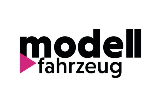 modell-fahrzeug - Zahlreichen Preise, u. a. Carrera Anfangspackung „Race of the Champions“ in 1:32 mit Digitaltechnik, sowie ein in Pink lackierter und komplett montierter 1:10-Bausatz mit RC-Antrieb der Neuheit Mini Cooper S